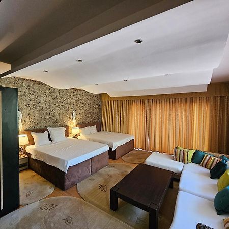 Simple Villa Rooms National Arena Self Check In Βουκουρέστι Εξωτερικό φωτογραφία